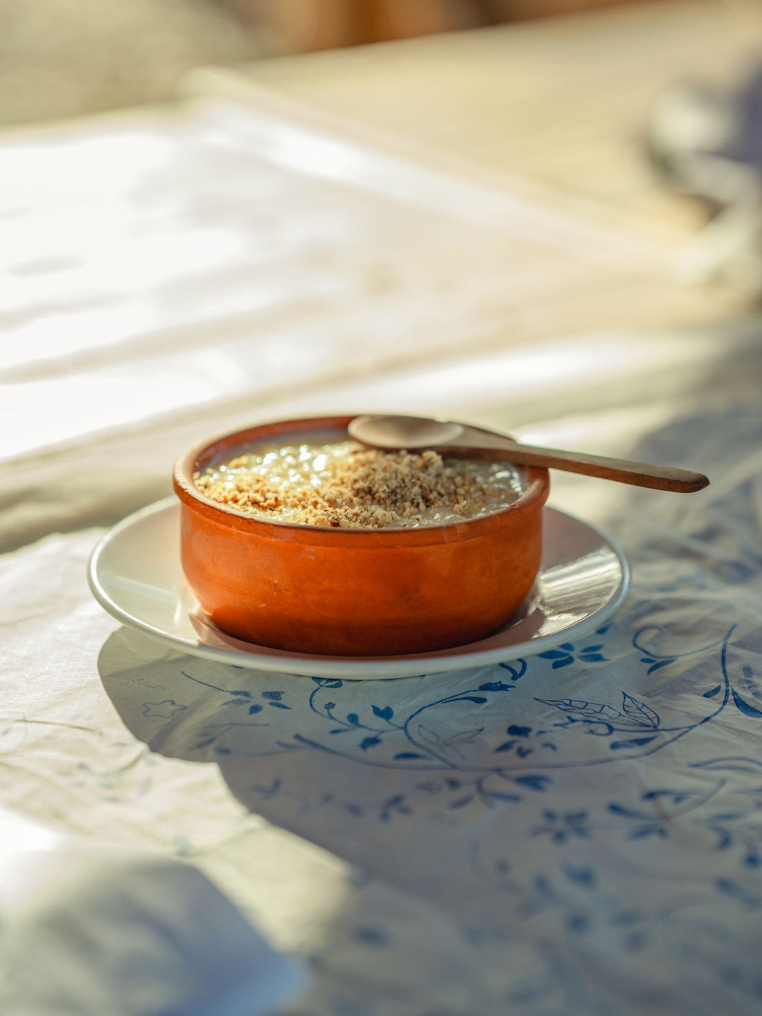 Porridge with nuts and seeds